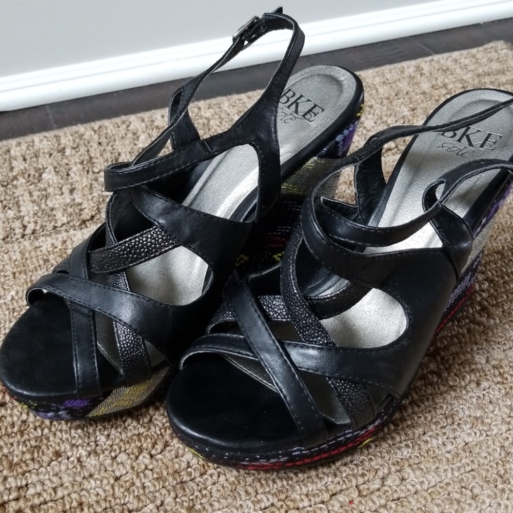 BKE Sole Strappy Sandals size 8